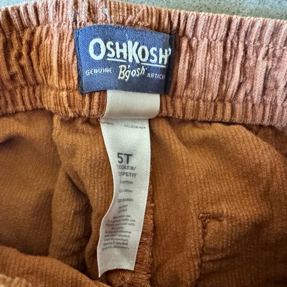 Osh Kosh B’Gosh Carpenter Corduroy Pants size 5T - Picture 3 of 4